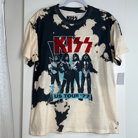 KISS rocker T-shirt - Picture 2 of 5